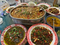 -牟记江湖重庆地标特色菜鱼蛋海鲜羊蝎子(巴南区黑金冠十多年好店)