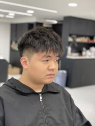 -乾健·烫染·接发SALON