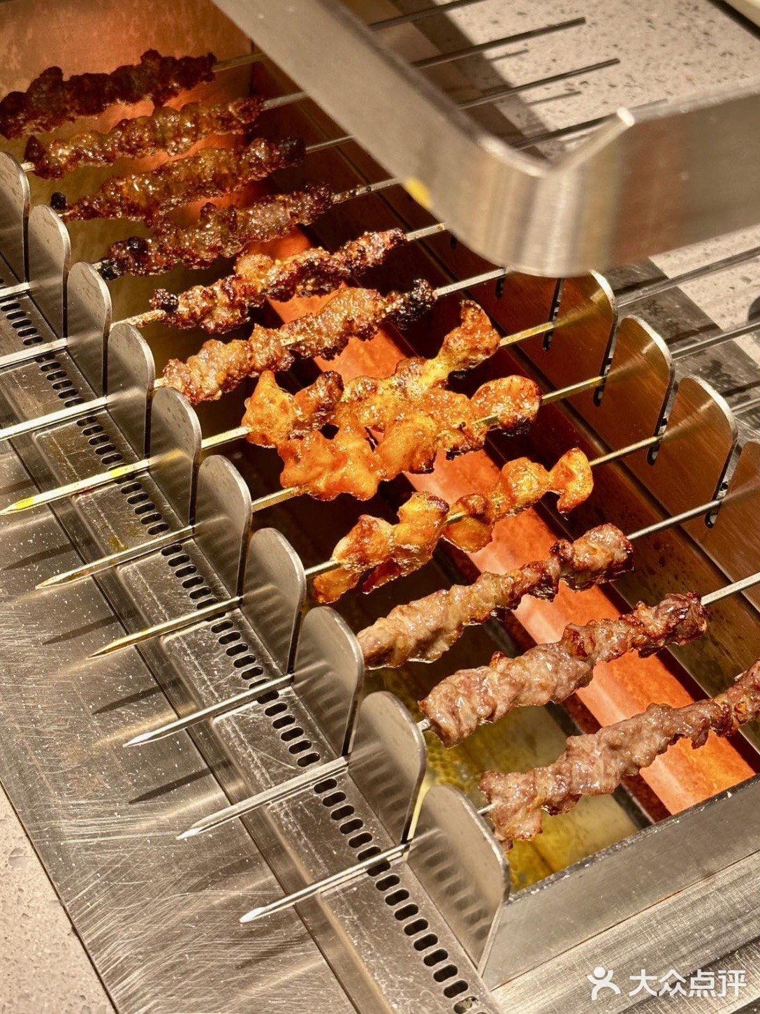 东莞的!白玉串城9️⃣周年居然有圣诞限定烤串‼️