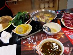 -呷哺呷哺(松江开元店)