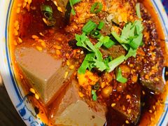 -肖四女乐山跷脚牛肉(世博源店)