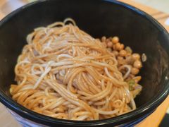 -霸蛮湖南菜·牛肉粉(荣京西街店)