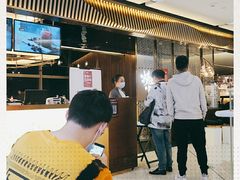 -捞王锅物料理(上海世茂广场店)