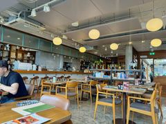 -ROAST coffee & eatery