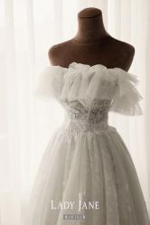 点击看大图 -Lady Jane高端婚纱礼服馆