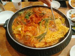 -喇喇排骨火锅·传统韩式脊骨汤(望京西园总店)