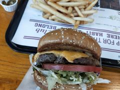 -The Habit Burger Grill 哈比特汉堡(复兴soho店)