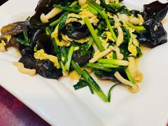 -鑫渔港海鲜本地菜·山海关浑锅(东戴河店)