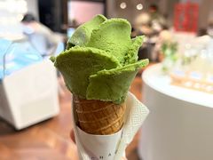 -潮一不贰·法式甜品·生日蛋糕·西式简餐(外滩店)