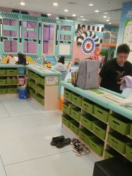 -孩子王童乐园(唐山万达广场店)