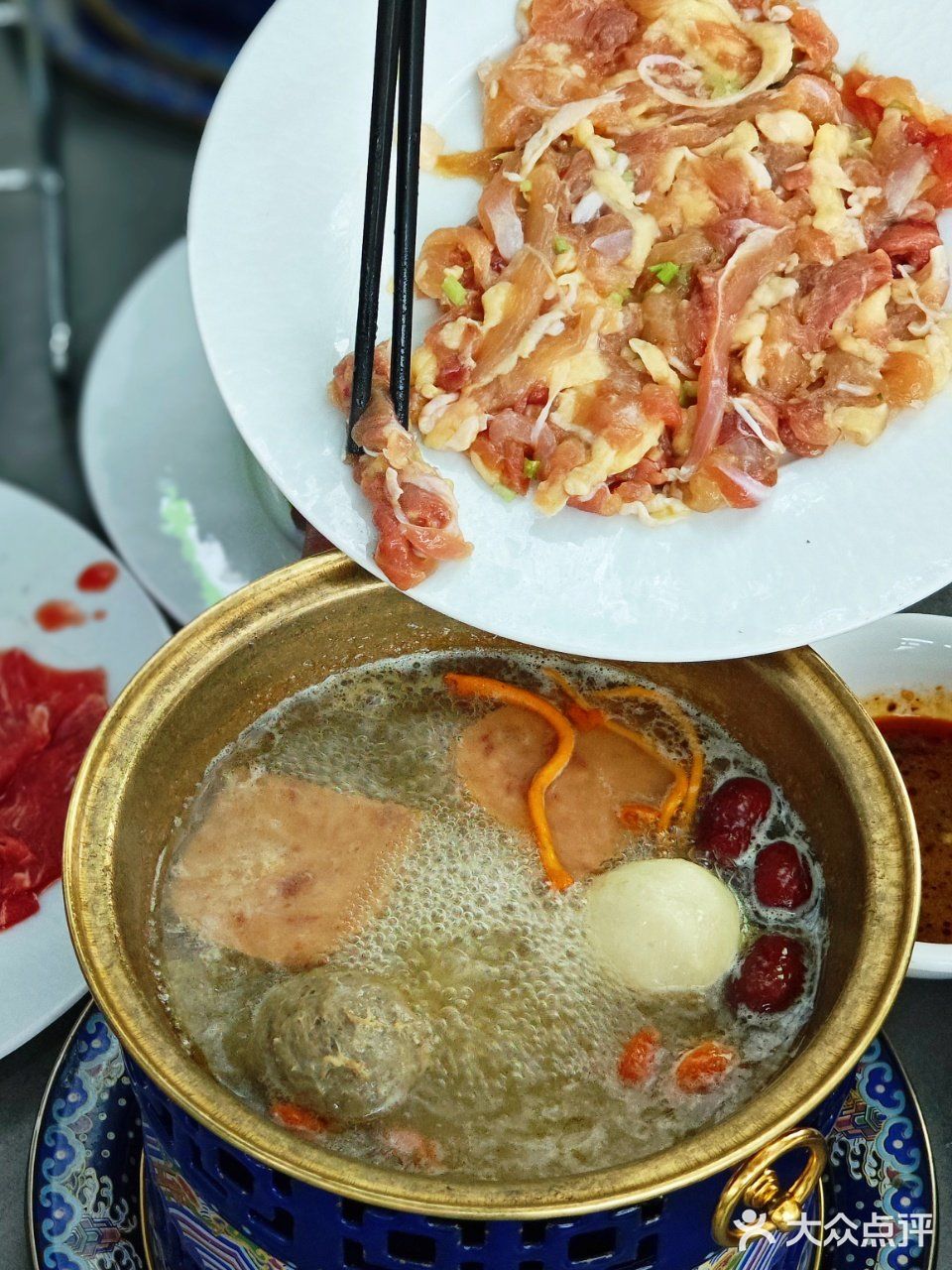 这家云南火锅，好吃的有点不像话