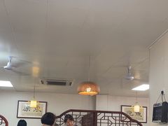 -何哥鲜鱼餐厅(龙湖花园店)