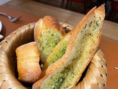 -Golden Lily河内巴黎法越料理餐厅(建国西路店)