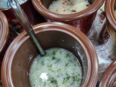 -食上东新街美食街区(民乐新都会店)