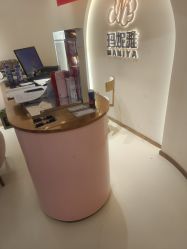 -玛妮雅科技纤体美容