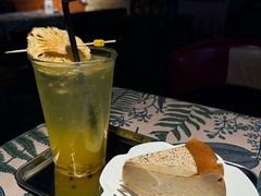 -丽纳尔斯酒吧咖啡LENORE’S BAR(三经街店)