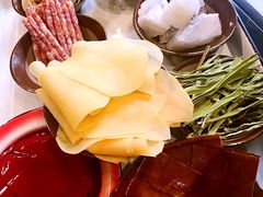 -周幺妹重庆老火锅(银泰城总店)