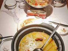 -小凤庭·地道湖北菜武昌鱼·藕汤(38年黄鹤楼店)