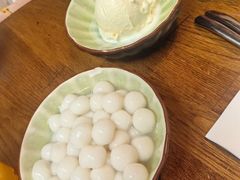 -三花奶奶的甜品(百联嘉定购物中心店)