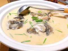 小院大鱼头（水煮）-耕渔小院·湖南鱼鲜(望城店)