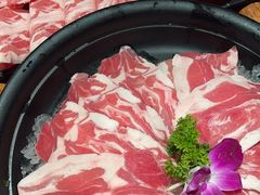 -老牌坊云南鱼豆花火锅(哈西万达店)