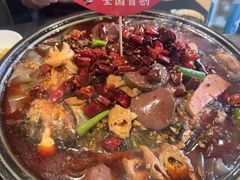 -辣尚瘾·烤鱼·新川菜(交大直营店)