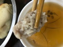 -黄阿姨锅贴大王(万航渡路店)