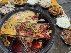 -正南齊北重庆老火锅(光华村直营店)