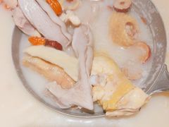 -尚尚仙·酸汤猪手·猪肚鸡火锅(华联万柳购物中心店)