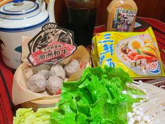 -沙胆彪炭炉牛杂煲(上海日月光广场店)