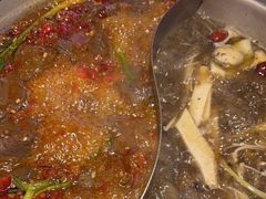 -沸炉重庆老火锅(军事博物馆店)