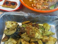 -二钢串叔麻辣烫(华龙大厦店)