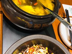 云南经典汽锅鸡-云海肴·汽锅鸡·云南菜(苏州中心店)