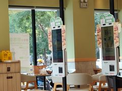 -德克士(绿地店)