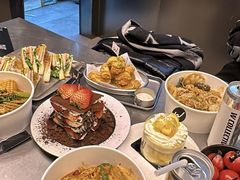 -W COLLECTIVE  DESSERT SHOP