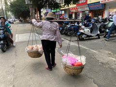 -海口骑楼小吃街