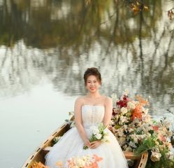 -雪中彩影婚纱摄影·微光艺术中心