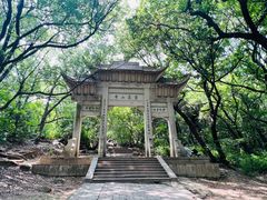 -灵岩山风景区