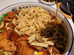 -镇南锅盖面馆(解放路店)