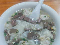 -上海特色小笼店(铁岭路90弄小区店)