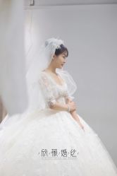 -欣薇婚纱(新源乐汇城店)