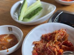 小菜-喇喇排骨火锅·传统韩式脊骨汤(望京西园总店)