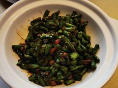 橄榄肉碎四季豆-八府香鸭·啫啫煲(华山路店)