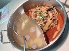 -左庭右院鲜牛肉火锅(浦江欢乐颂店)