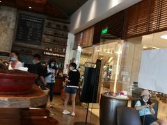 -星巴克臻选(北京嘉里中心第二店)