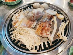 -欧巴炭烤肉오빠숯불구이(南京东路店)
