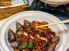 -霄汉牛三鲜湖北砂锅菜(万松园2店)