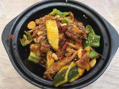 -江城燕子大排档(江汉路步行街店)