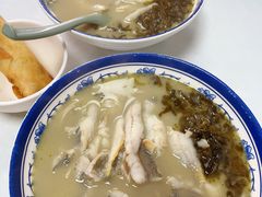 -明呈黄鱼面馆(斜土路店)