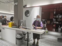 -卓梵美发·精品Salon